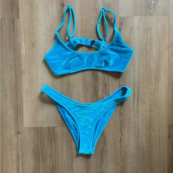 Triangl Swimwear Turquoise Bikini Set - Picture 1 of 3